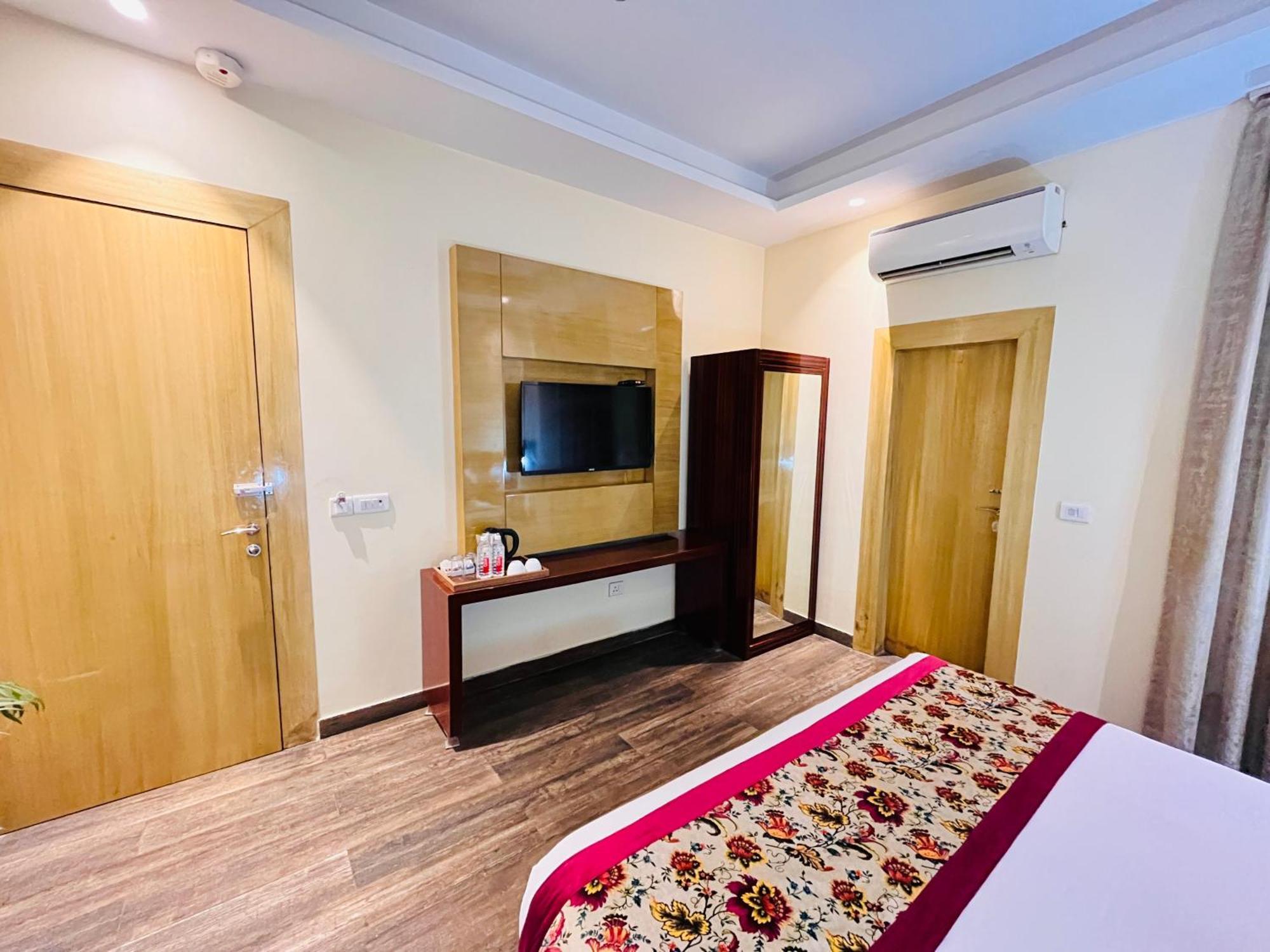 Hotel Banz Near Indira Gandhi Airport Delhi Nowe Delhi Zewnętrze zdjęcie